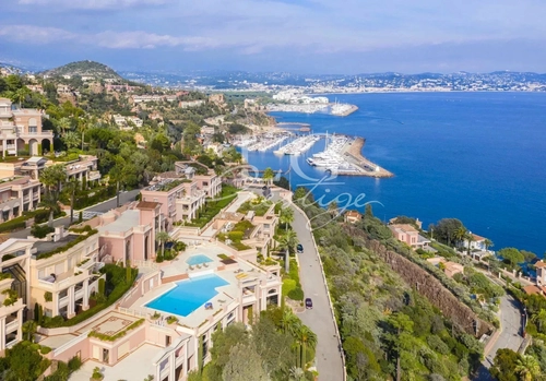 Image d'un appartement 2 pièces 50 m² à 530000€ à théoule-sur-mer (06590)