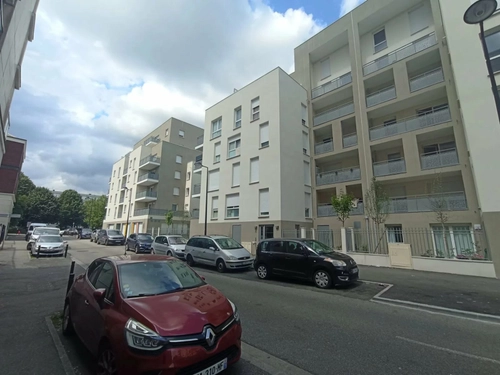 Image d'un appartement 2 pièces 42 m² à 180000€ à trappes (78190)