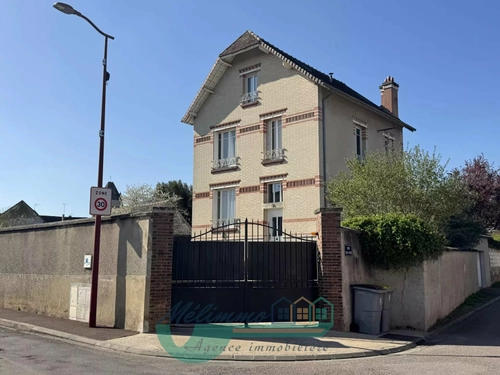 Image d'un maison 9 pièces 165 m² à 318000€ à sens (89100)