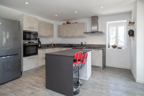 Image d'un appartement 4 pièces 100 m² à 329000€ à bons-en-chablais (74890)