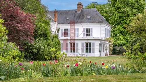 Image d'un maison 18 pièces 452 m² à 2920000€ à fontainebleau (77300)