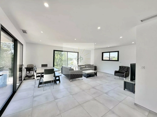 Image d'un maison 4 pièces 117 m² à 300000€ à montélimar (26200)