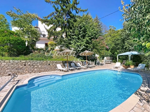 Image d'un maison 9 pièces 200 m² à 399000€ à arles-sur-tech (66150)