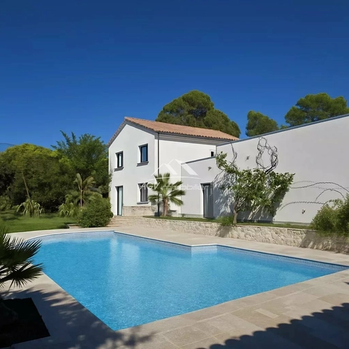 Image d'un maison 7 pièces 170 m² à 559000€ à alès (30100)