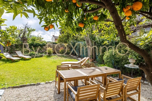 Image d'un maison 9 pièces 230 m² à 1150000€ à vence (06140)