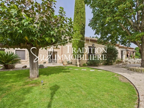 Image d'un maison 7 pièces 303 m² à 1590000€ à mollégès (13940)