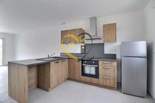 Image d'un maison meublée 3 pièces 68 m² à 965€ à bourges (18000)