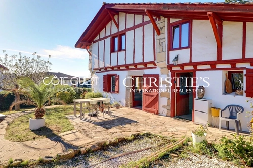 Image d'un maison 5 pièces 120 m² à 570000€ à mouguerre (64990)