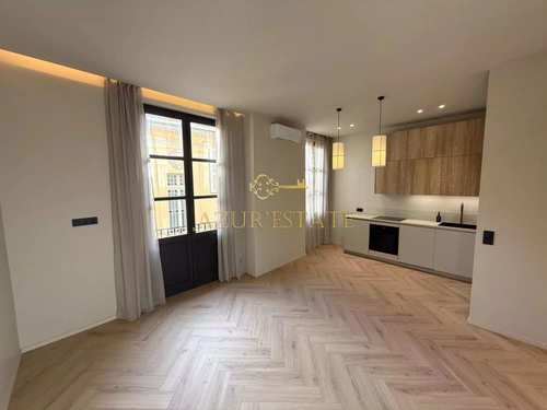 Image d'un appartement 4 pièces 92 m² à 785000€ à beausoleil (06240)