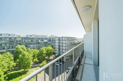 Image d'un appartement 1 pièce 35 m² à 740€ à bordeaux (33200)