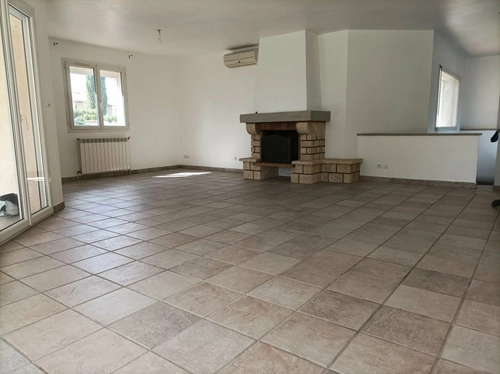 Image d'un maison 5 pièces 122 m² à 1600€ à saint-jean (31240)