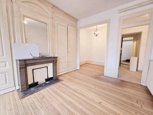 Image d'un appartement 3 pièces 81 m² à 875€ à anse (69480)