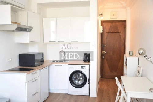 Image d'un appartement 1 pièce 19 m² à 130000€ à antibes (06600)