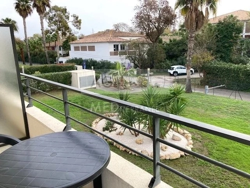Image d'un appartement 1 pièce 22 m² à 120000€ à mandelieu-la-napoule (06210)