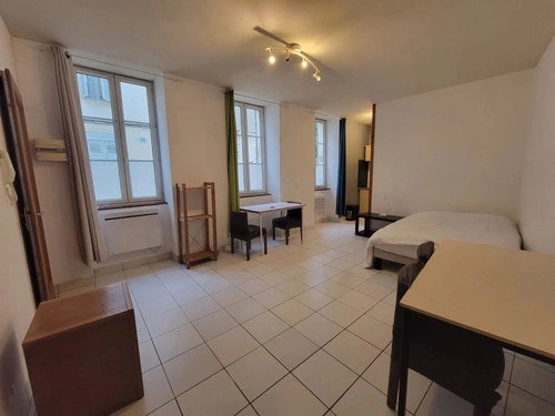 Image d'un appartement meublé 1 pièce 32 m² à 385€ à nevers (58000)