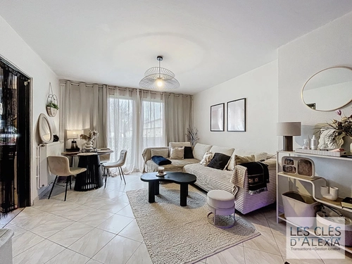 Image d'un appartement 3 pièces 54 m² à 139000€ à bron (69500)