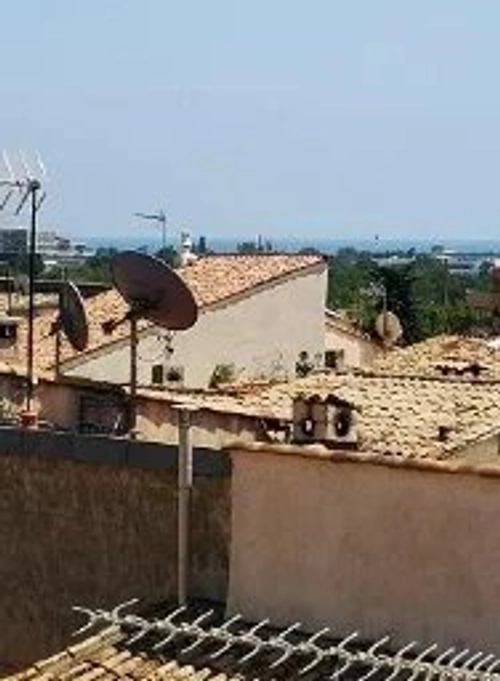 Image d'un appartement meublé 2 pièces 50 m² à 770€ à saint-laurent-du-var (06700)