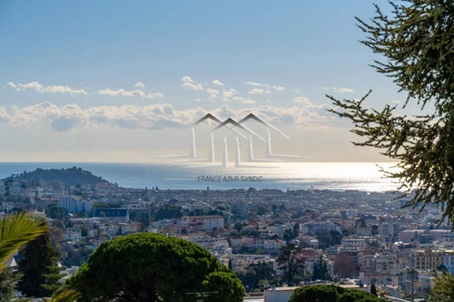 Image d'un appartement 3 pièces 67 m² à 550000€ à nice (06000)