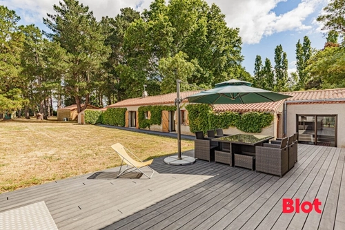 Image d'un maison 7 pièces 251 m² à 785000€ à saint-julien-de-concelles (44450)