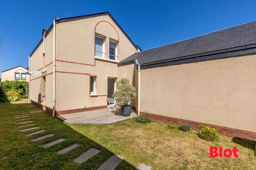 Image d'un maison 5 pièces 90 m² à 312900€ à saint-jacques-de-la-lande (35136)