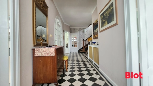 Image d'un maison 10 pièces 281 m² à 861000€ à dinan (22100)