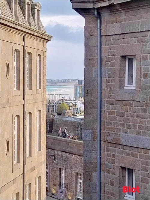 Image d'un appartement 4 pièces 94 m² à 493500€ à saint-malo (35400)