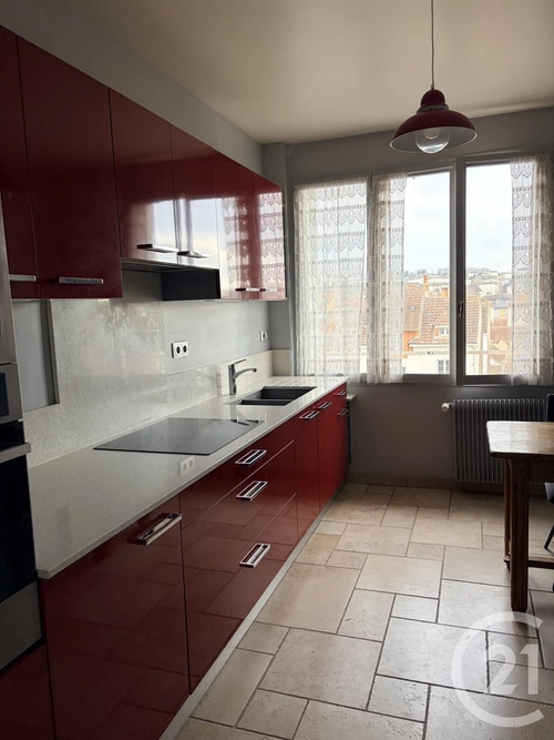 Image d'un appartement 4 pièces 91 m² à 850€ à auxerre (89000)