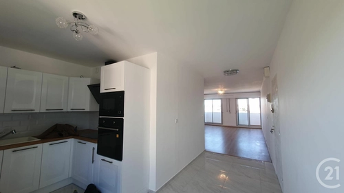 Image d'un appartement 4 pièces 78 m² à 100000€ à montluçon (03100)