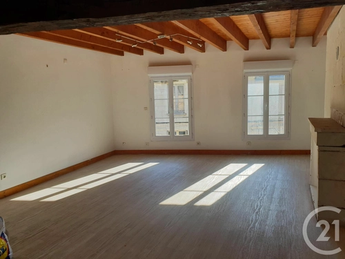 Image d'un appartement 2 pièces 57 m² à 420€ à châtellerault (86100)