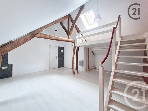 Image d'un appartement 2 pièces 49 m² à 550€ à montereau-fault-yonne (77130)