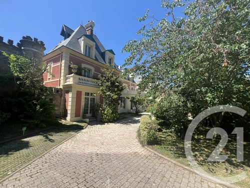 Image d'un appartement 4 pièces 87 m² à 715000€ à trouville-sur-mer (14360)