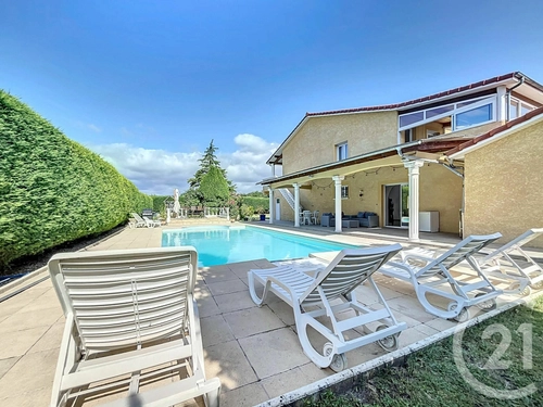 Image d'un maison 6 pièces 236 m² à 539000€ à riom (63200)