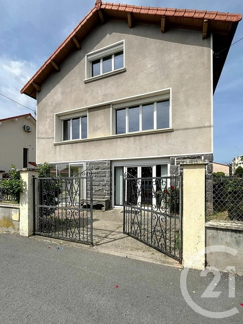Image d'un maison 5 pièces 142 m² à 224000€ à riom (63200)