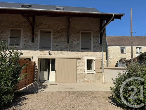 Image d'un appartement 4 pièces 89 m² à 1696€ à ennery (95300)