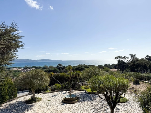 Image d'un maison 5 pièces 172 m² à 1575000€ à cavalaire-sur-mer (83240)