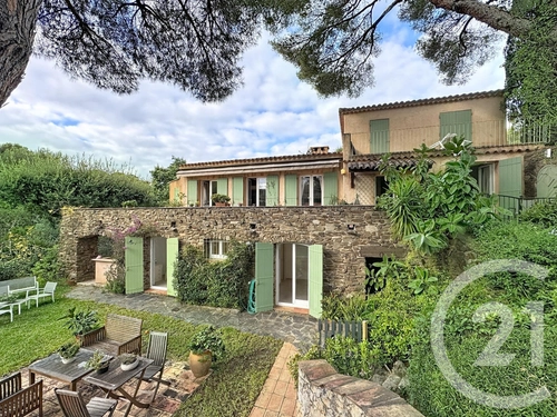 Image d'un maison 14 pièces 279 m² à 1700000€ à cavalaire-sur-mer (83240)
