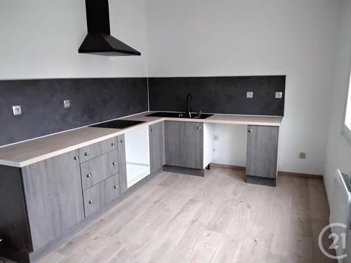 Image d'un appartement 3 pièces 76 m² à 595€ à montpon-ménestérol (24700)