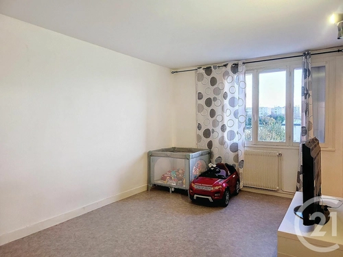 Image d'un appartement 2 pièces 42 m² à 66500€ à saint-jean-de-la-ruelle (45140)