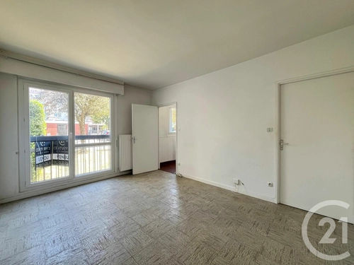 Image d'un appartement 1 pièce 25 m² à 94000€ à maurepas (80360)
