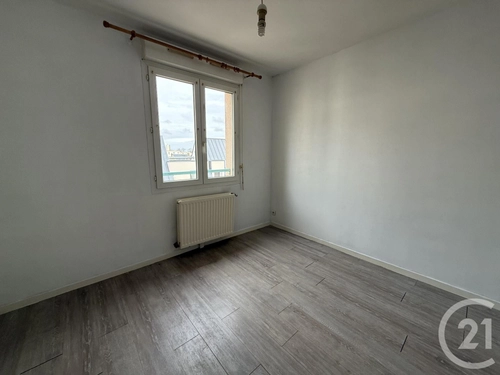 Image d'un appartement 1 pièce 20 m² à 371€ à chartres (28000)