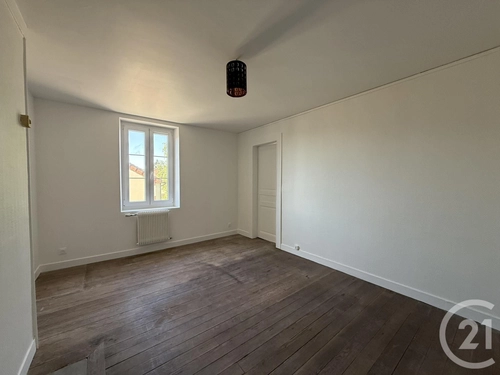 Image d'un appartement 2 pièces 45 m² à 530€ à chartres (28000)
