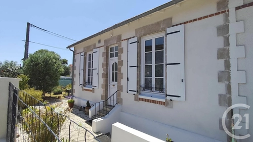 Image d'un maison 4 pièces 77 m² à 229500€ à saintes (17100)