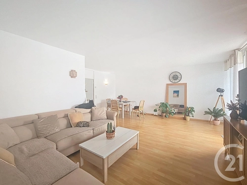 Image d'un appartement 3 pièces 74 m² à 1125€ à arcachon (33120)