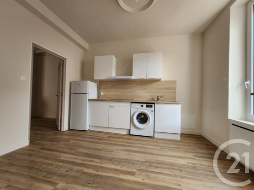 Image d'un appartement 1 pièce 33 m² à 390€ à limoges (87000)