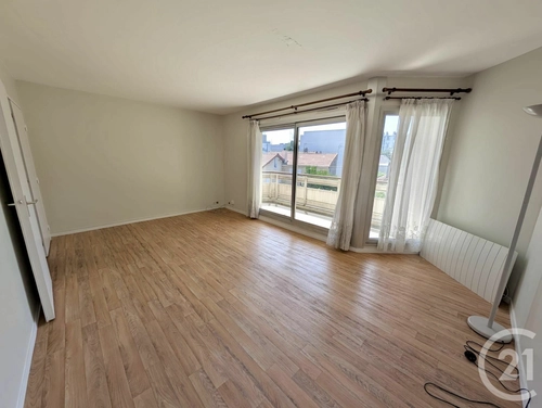 Image d'un appartement 4 pièces 78 m² à 220000€ à livry-gargan (93190)