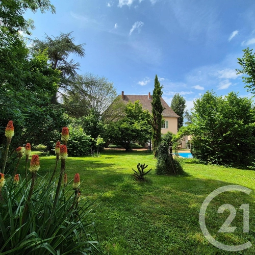 Image d'un maison 9 pièces 270 m² à 582000€ à charlieu (42190)