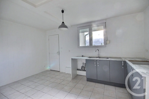 Image d'un maison 4 pièces 88 m² à 793€ à mer (41500)