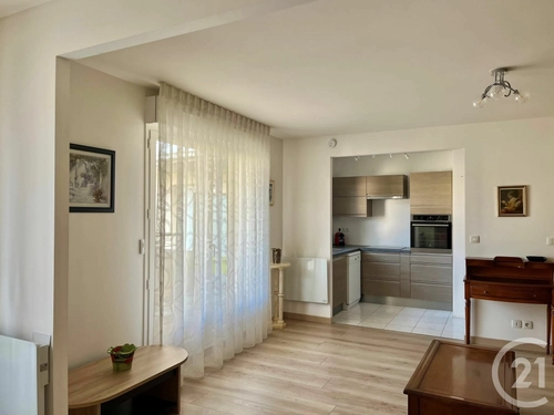 Image d'un appartement 3 pièces 59 m² à 375000€ à chevreuse (78460)