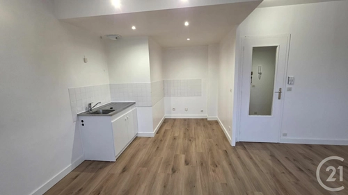 Image d'un appartement 2 pièces 45 m² à 709€ à fécamp (76400)
