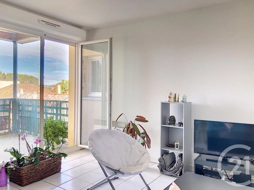 Image d'un appartement 2 pièces 45 m² à 452€ à villeneuve-sur-lot (47300)